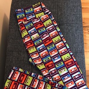 NWOT OS LuLaRoe Leggings.